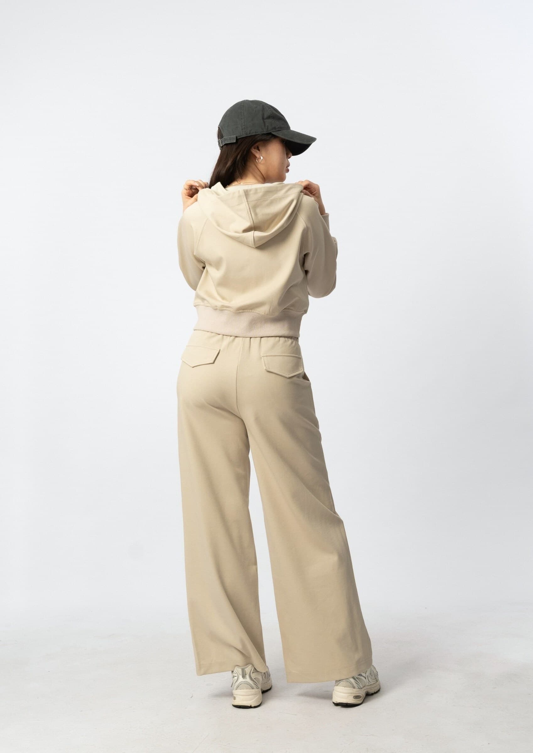 Dawn Sweatshirt Jacket ZBP6075