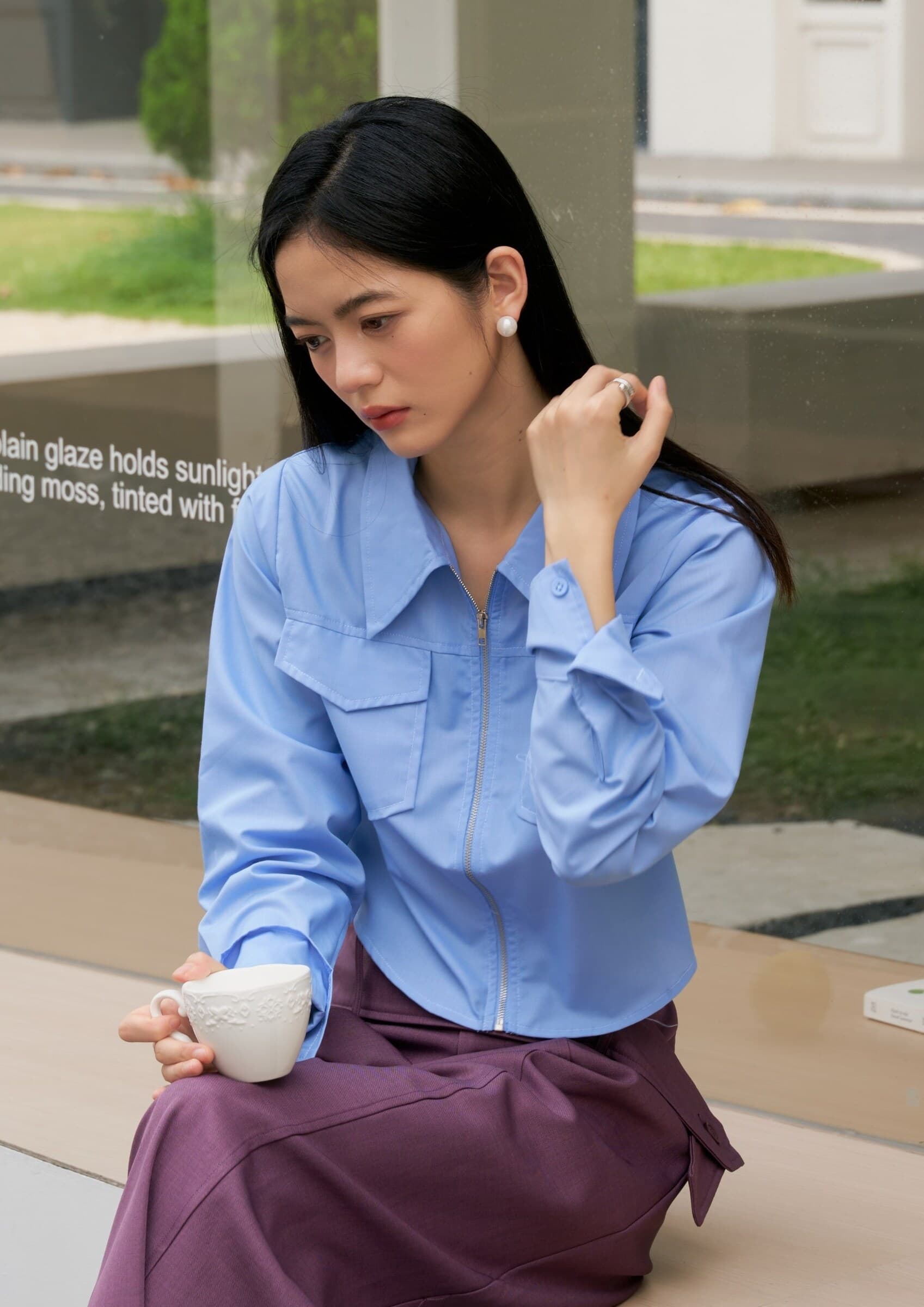Cropped Zip-Up Shirt ZBP6073