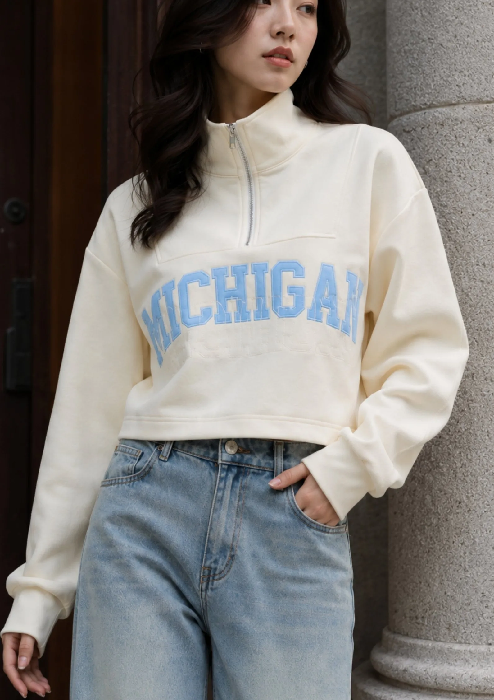 Premium Sweatshirt