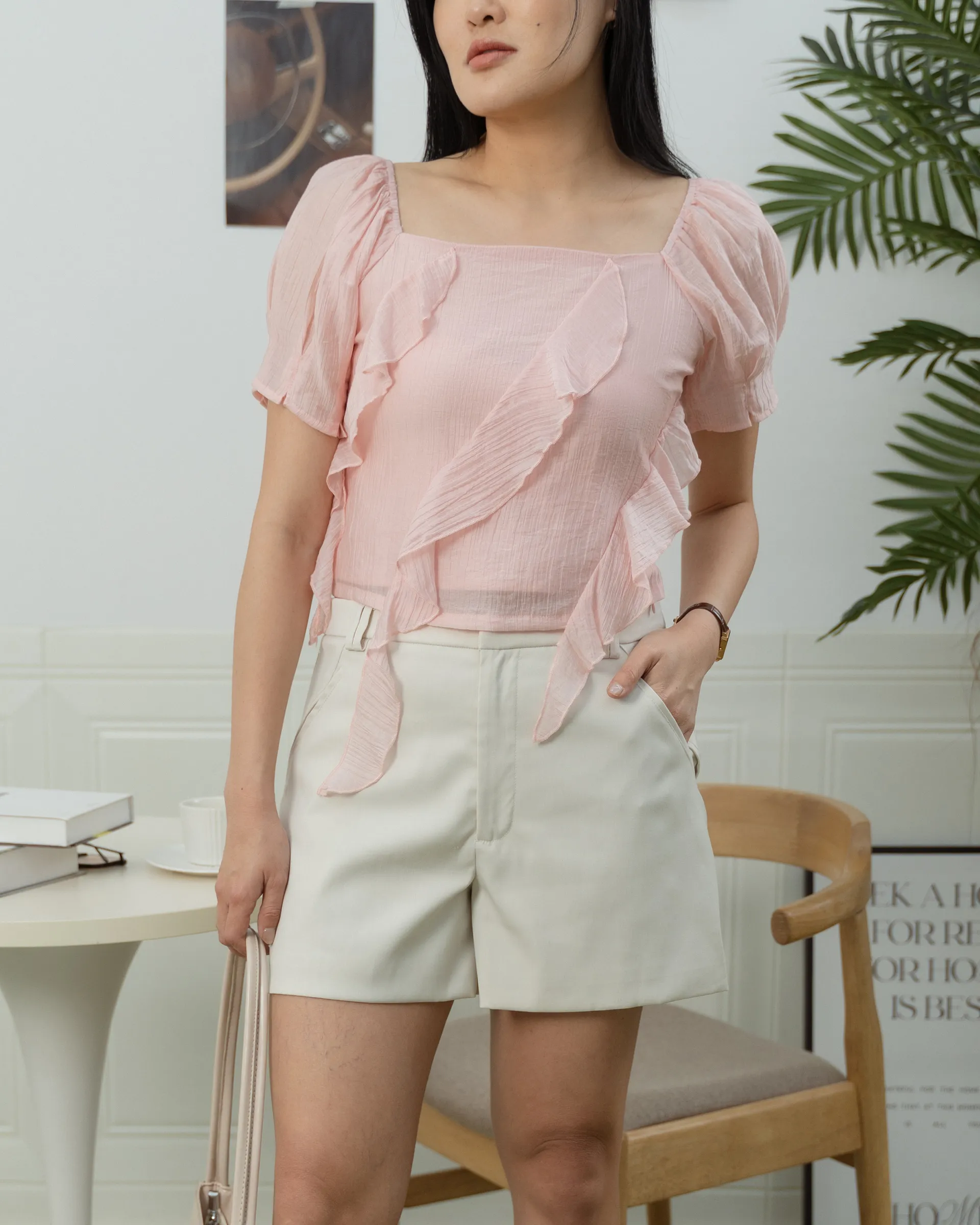 Luna Wavy Puff Blouse ZBP5040