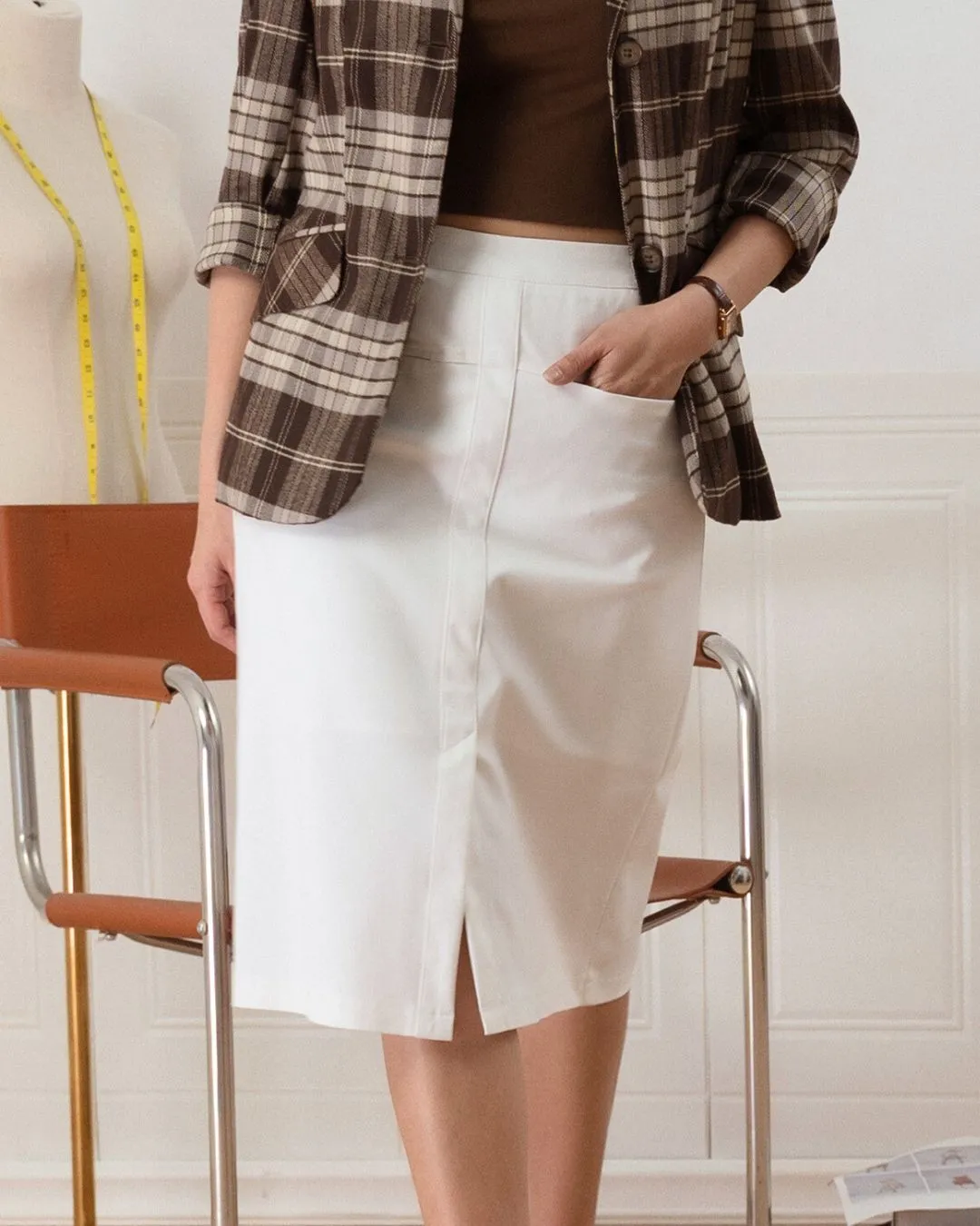 Noa Sleek Line Skirt ZSK5011