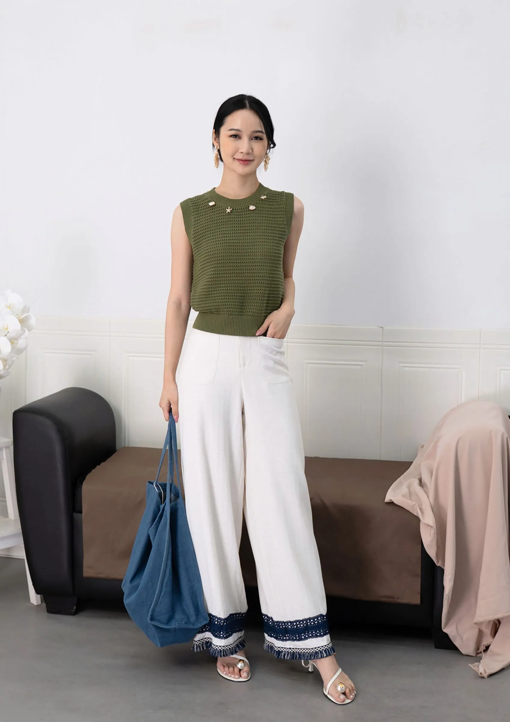 Grid Pattern Sleeveless Top ZBP5197