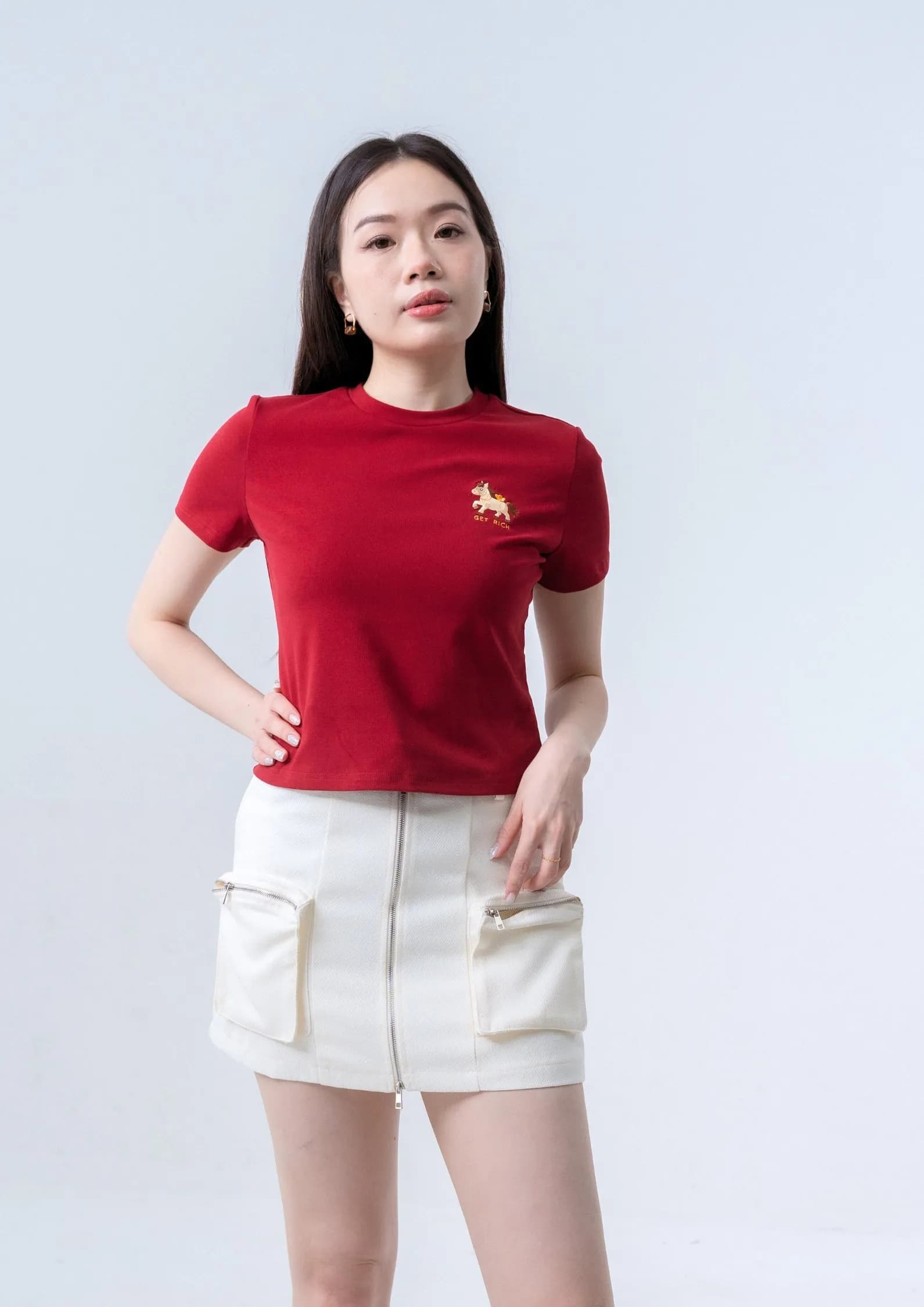 马上有钱Tee - RED ZBP5264