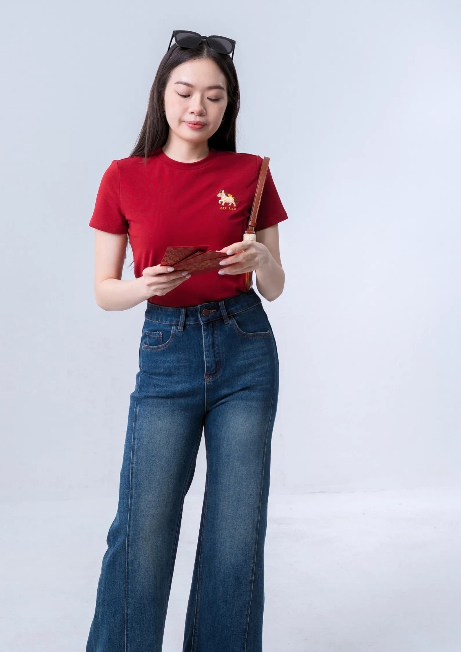 马上有钱Tee - RED ZBP5264