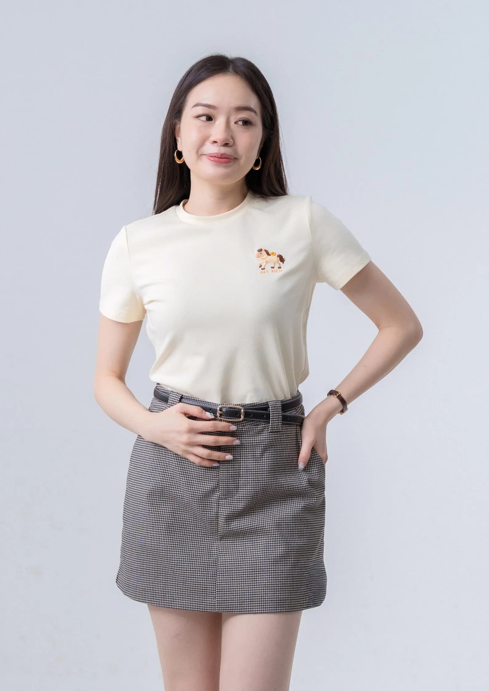 马上有钱Tee - CREAM ZBP5264