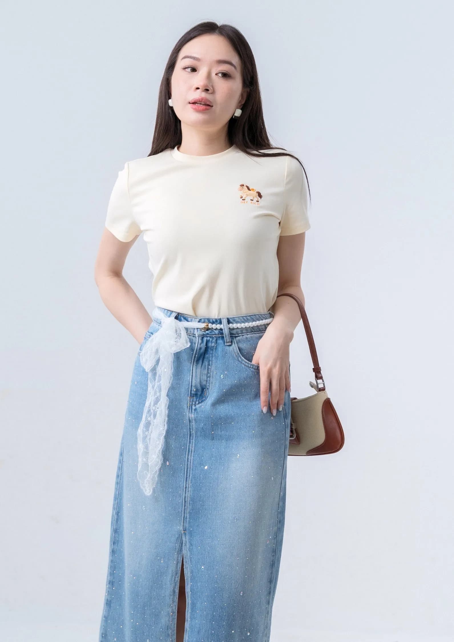 马上有钱Tee - CREAM ZBP5264