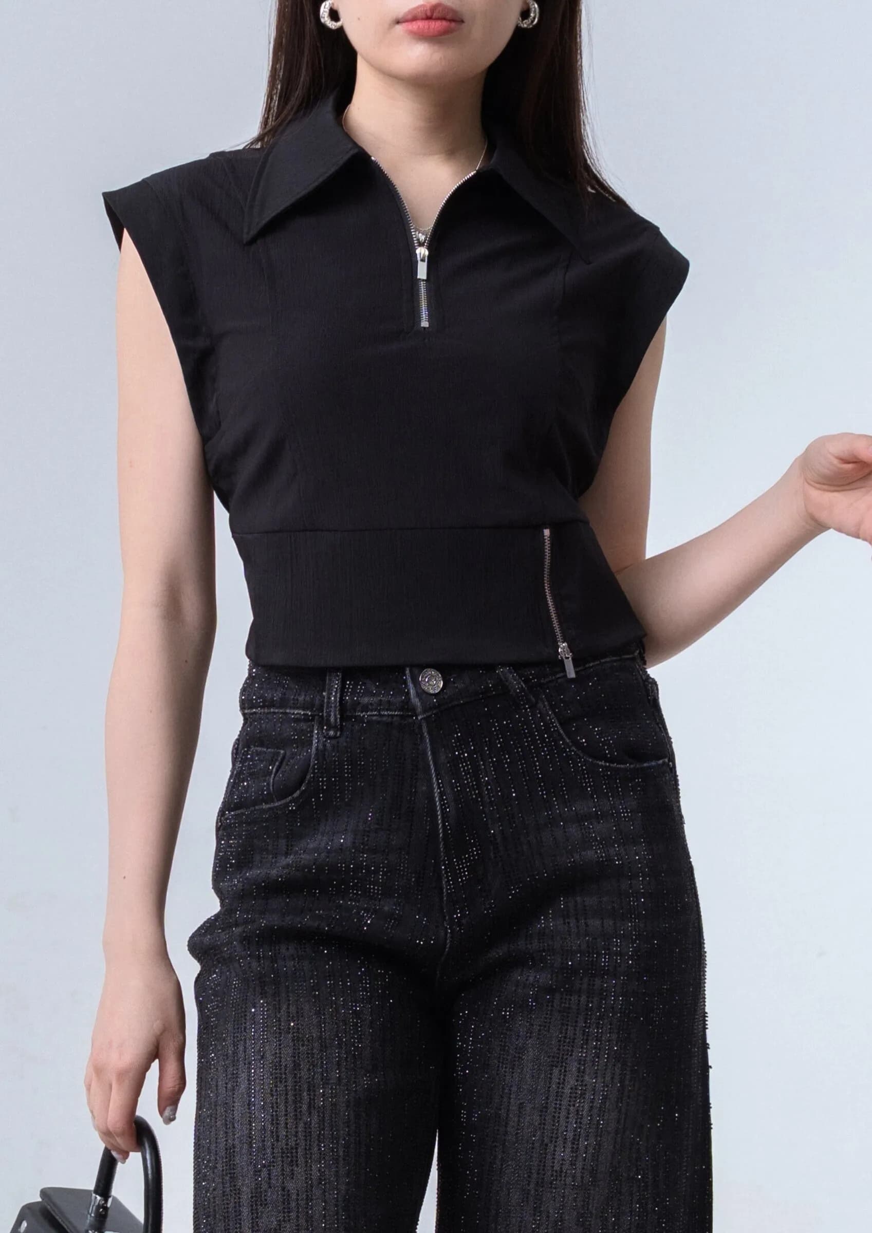 Sleeveless Zip-Up Top ZBP5262