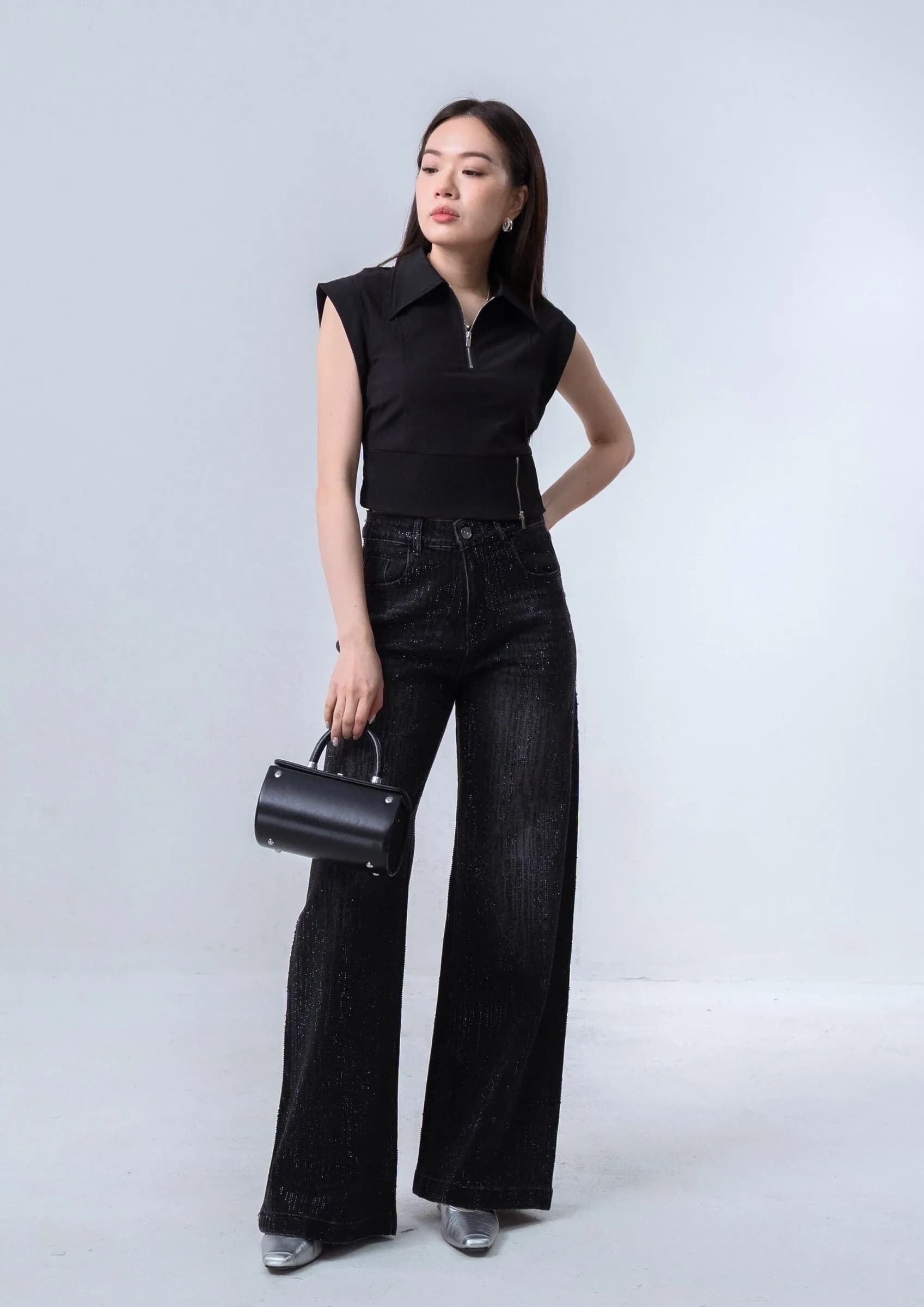 Sleeveless Zip-Up Top ZBP5262