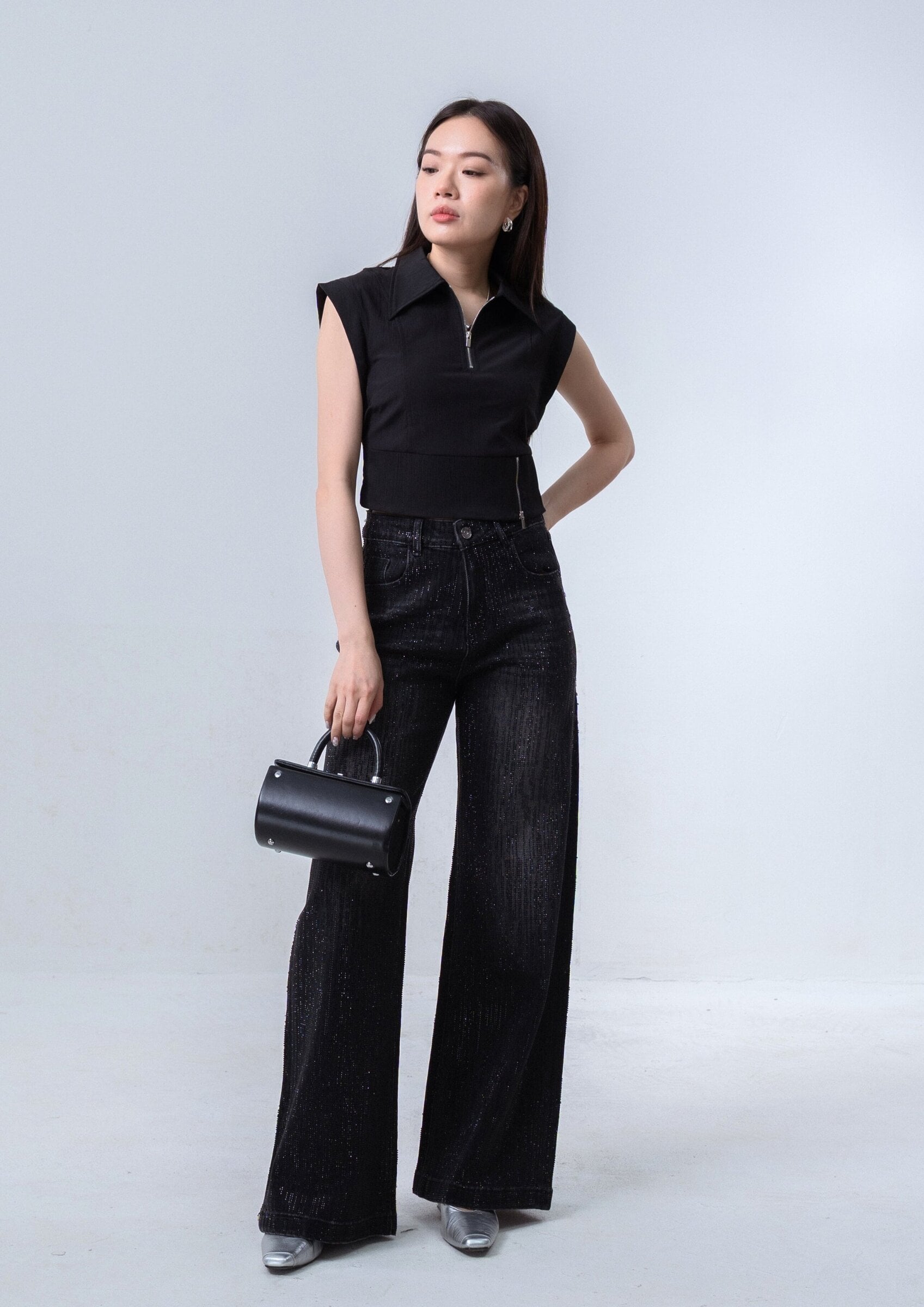 Sleeveless Zip-Up Top ZBP5262 view 4