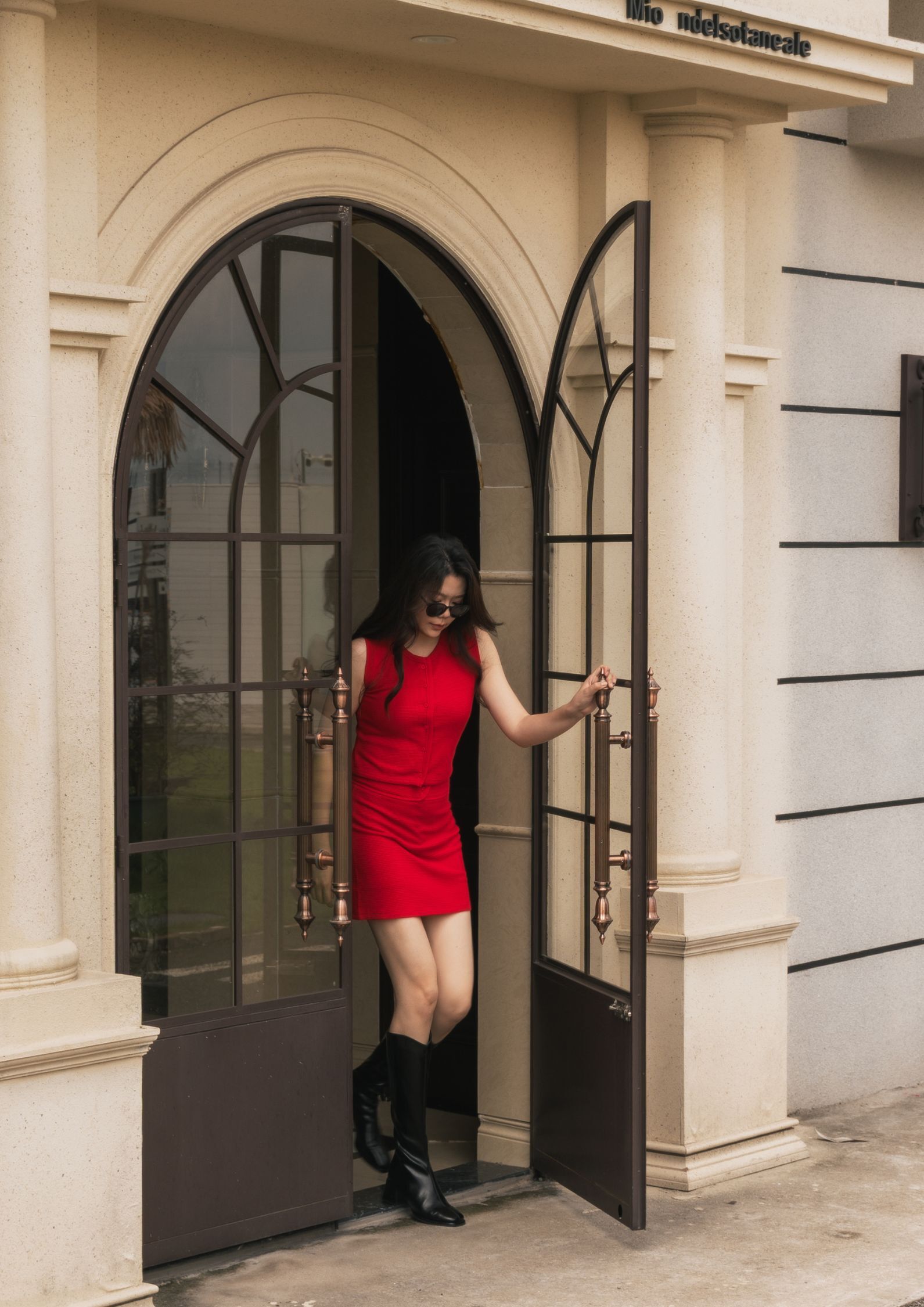 Vivienne Sleeveless Blouses ZBP5204