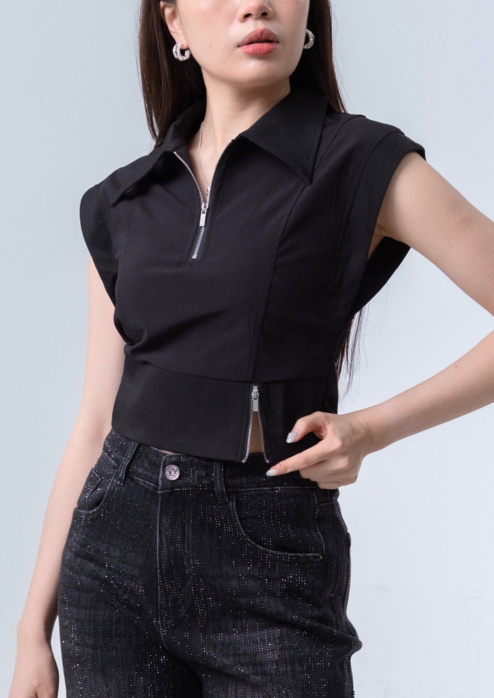 Sleeveless Zip-Up Top ZBP5262