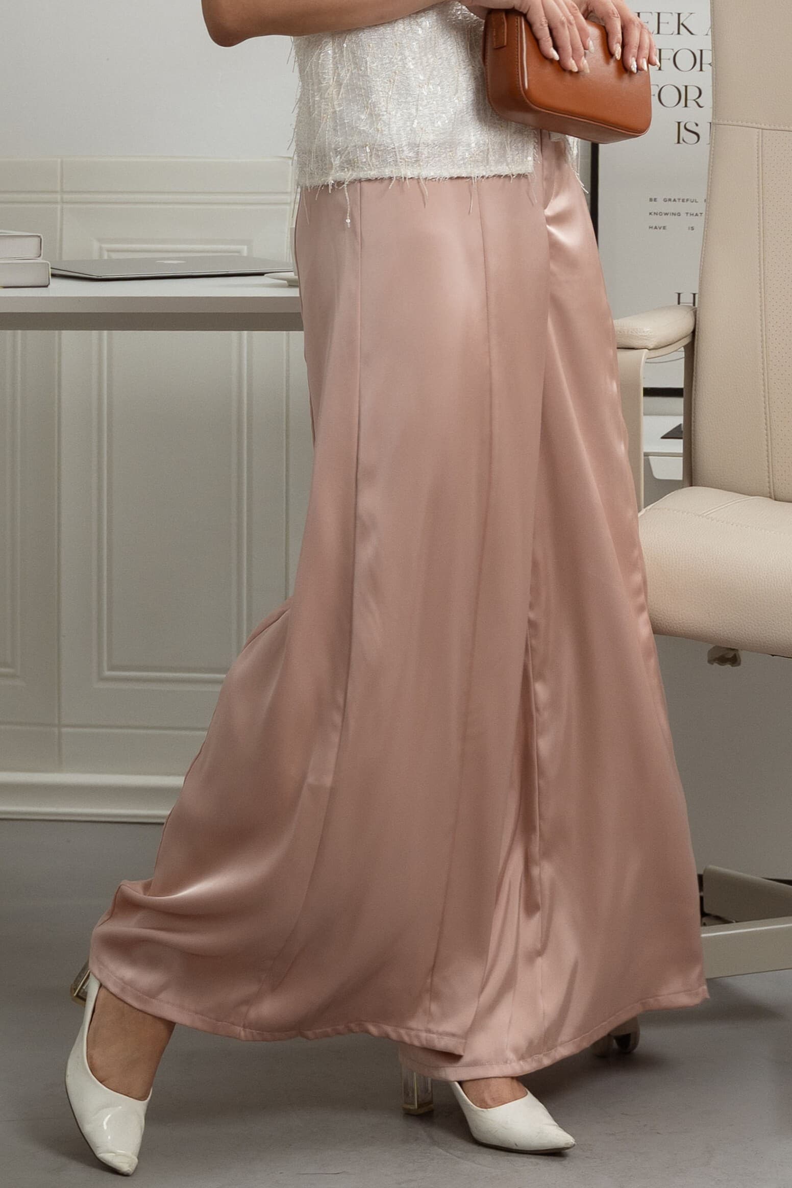 Clarisse Satin Flowy-Wide Trousers ZLP5002