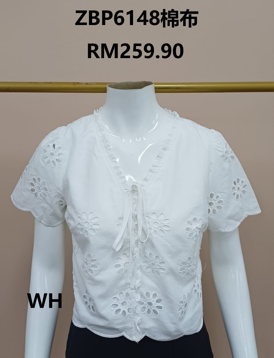 Daisy Eyelet Blouse ZBP6148