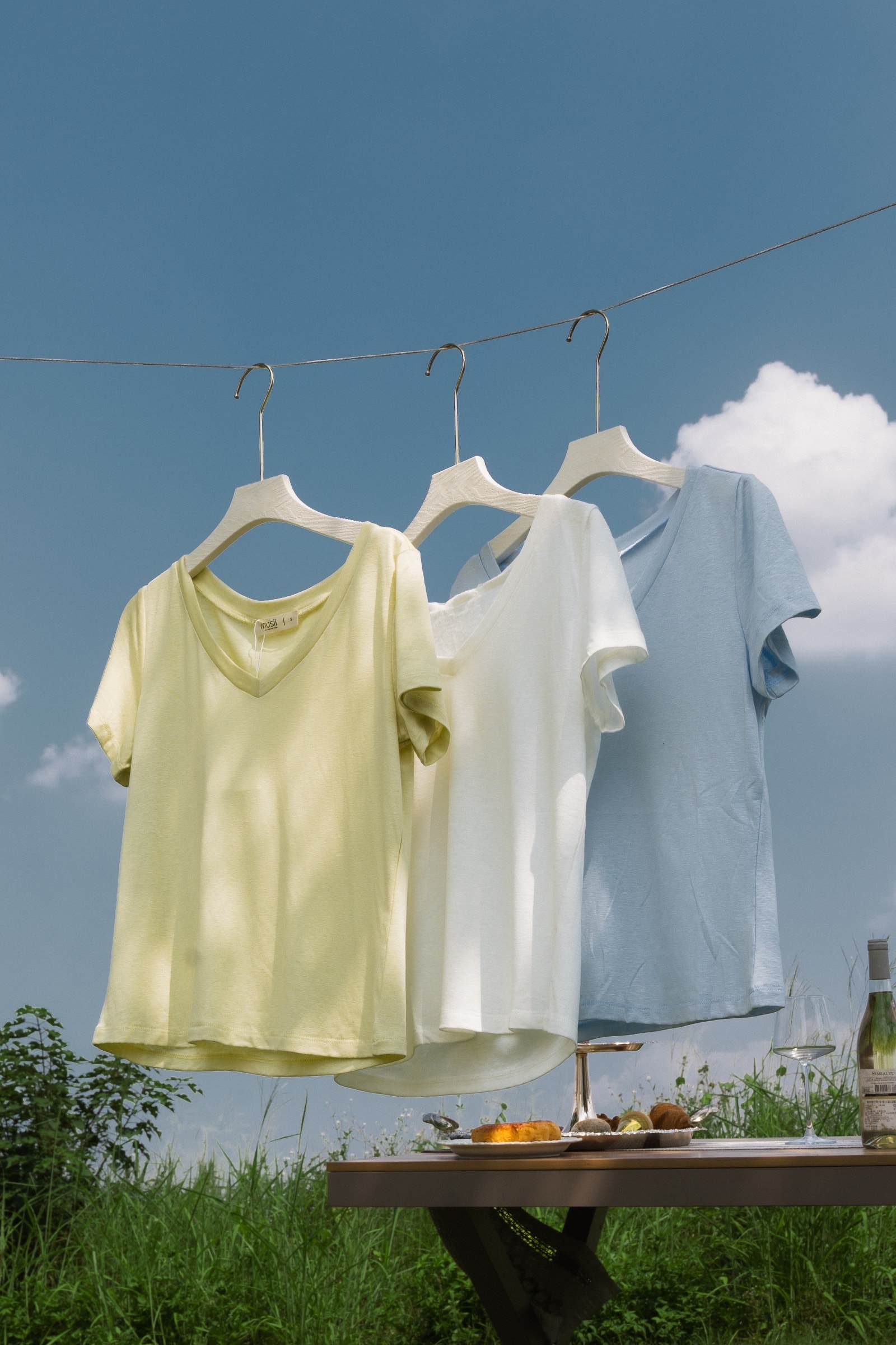 Airveil Cooling V-Neck Top