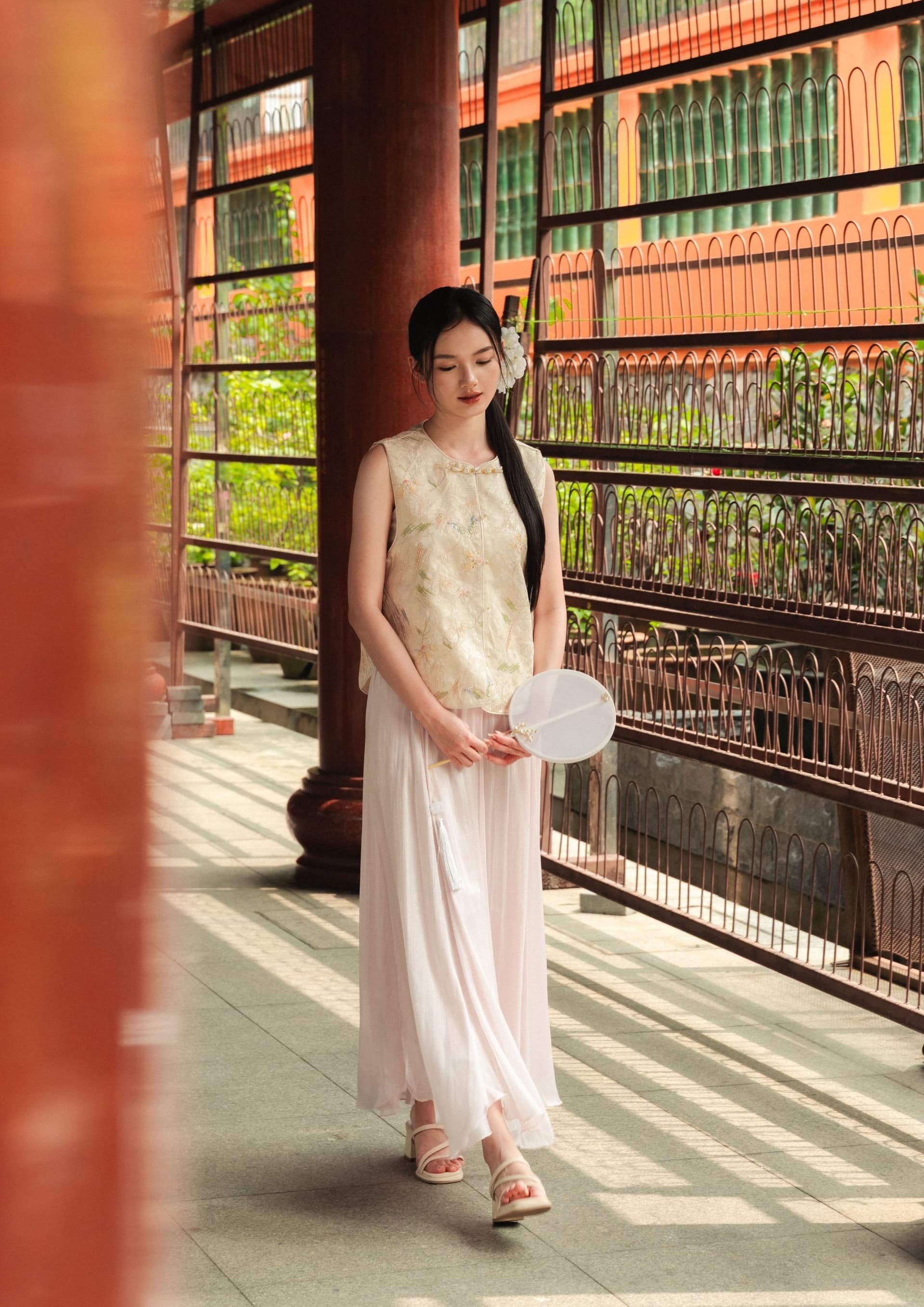 CNY2027 Botanical Jacquard Vest
