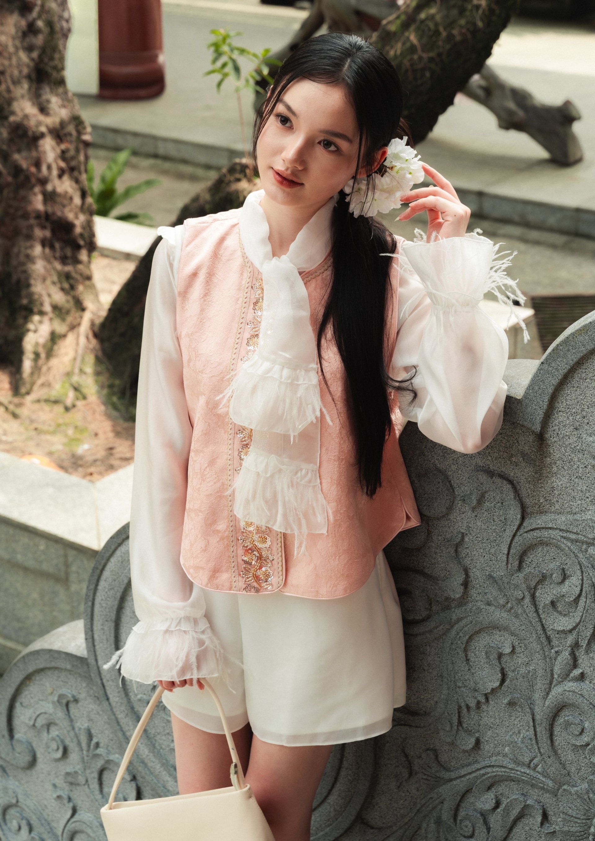 CNY2027 Floral Jacquard Vest